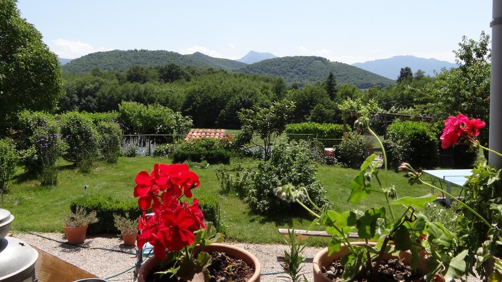 Gites Pyrenees Les Trois Montagnes Ganties Номер фото